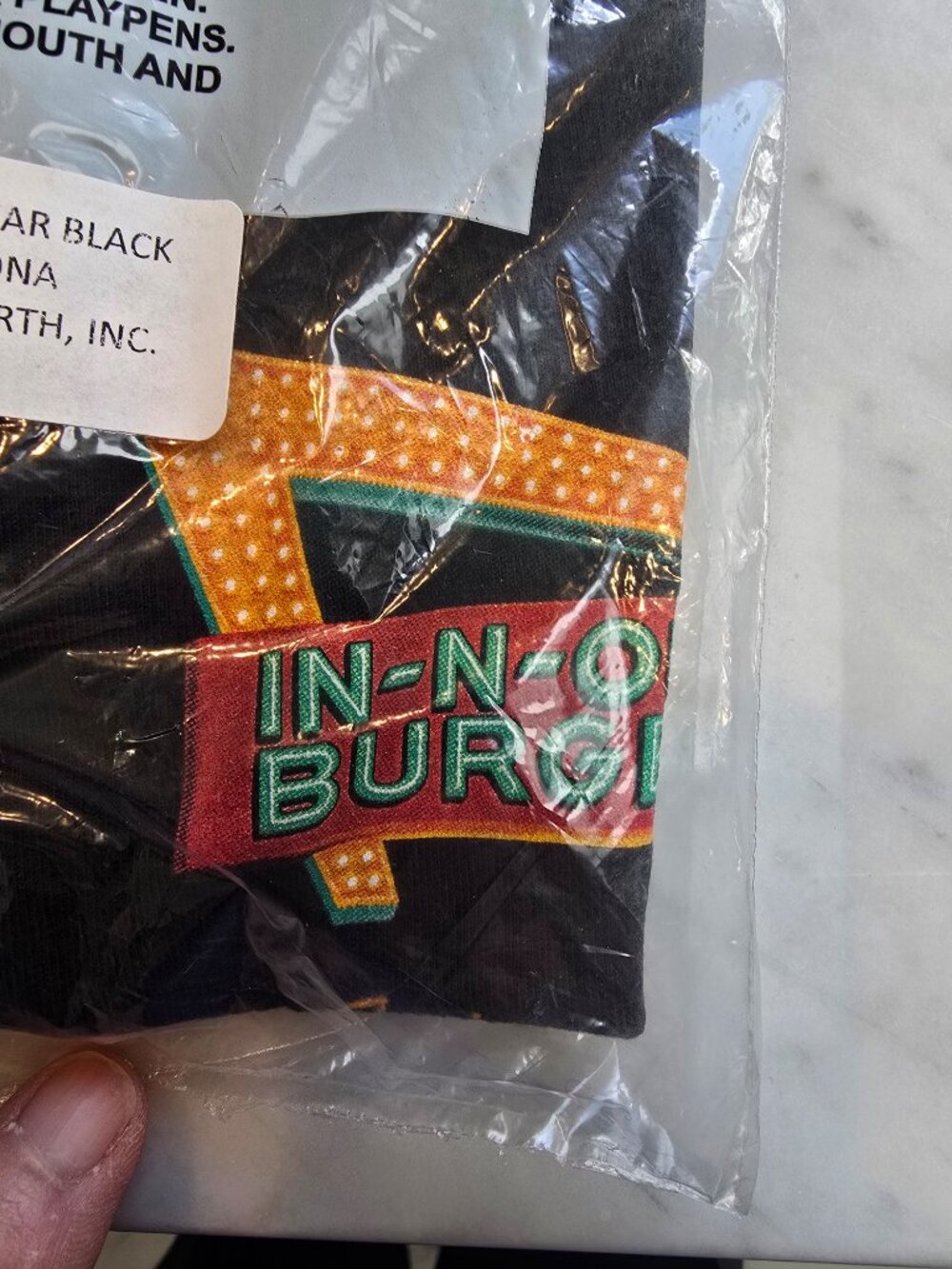 NWT IN-N-OUT Burger Black Arizonia Unisex Size Medium T-Shirt